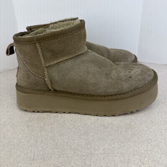 Women’s Ugg Classic Ultra‎ Mini Platform Booties Size EU 39 US 8 - Picture 7 of 10